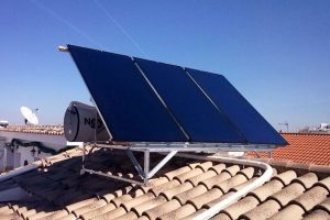 Equipo de energía solar instalado en Valencia