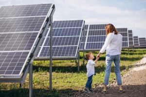 placa solar una energía renovable muy barata