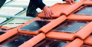 Energía solar placas solares en tejas